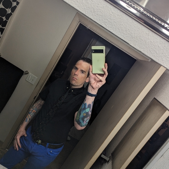 Meet your Posher, Steven - Picture 2 of 2